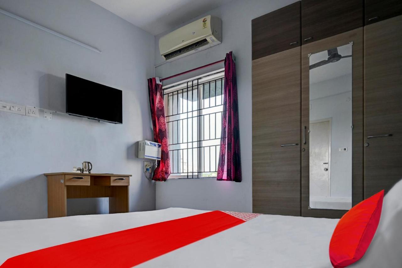 Live As Chn727 Hotel Guduvancheri ภายนอก รูปภาพ