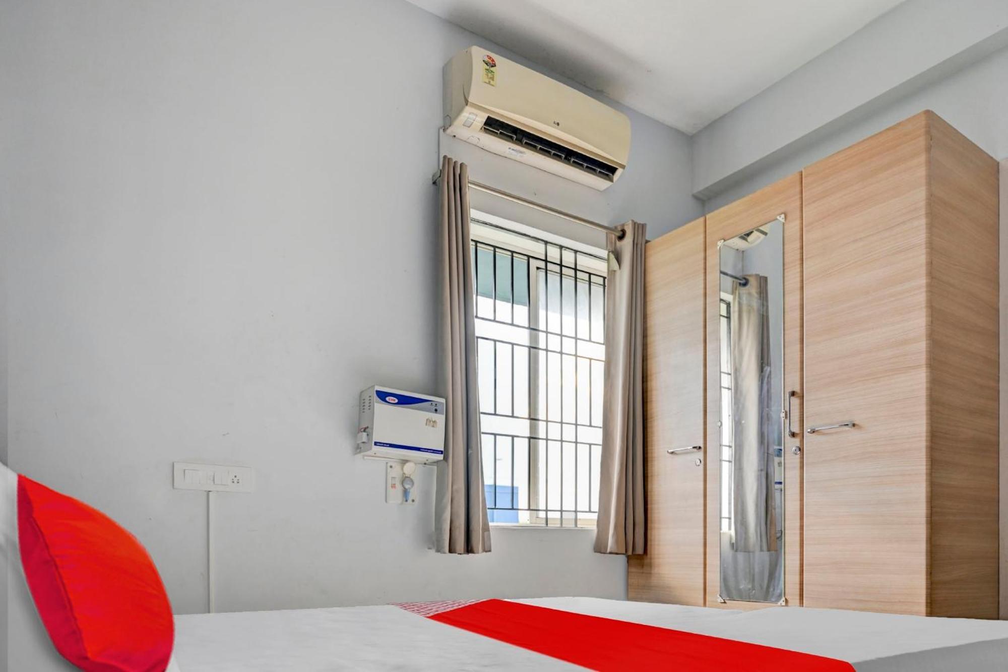 Live As Chn727 Hotel Guduvancheri ภายนอก รูปภาพ