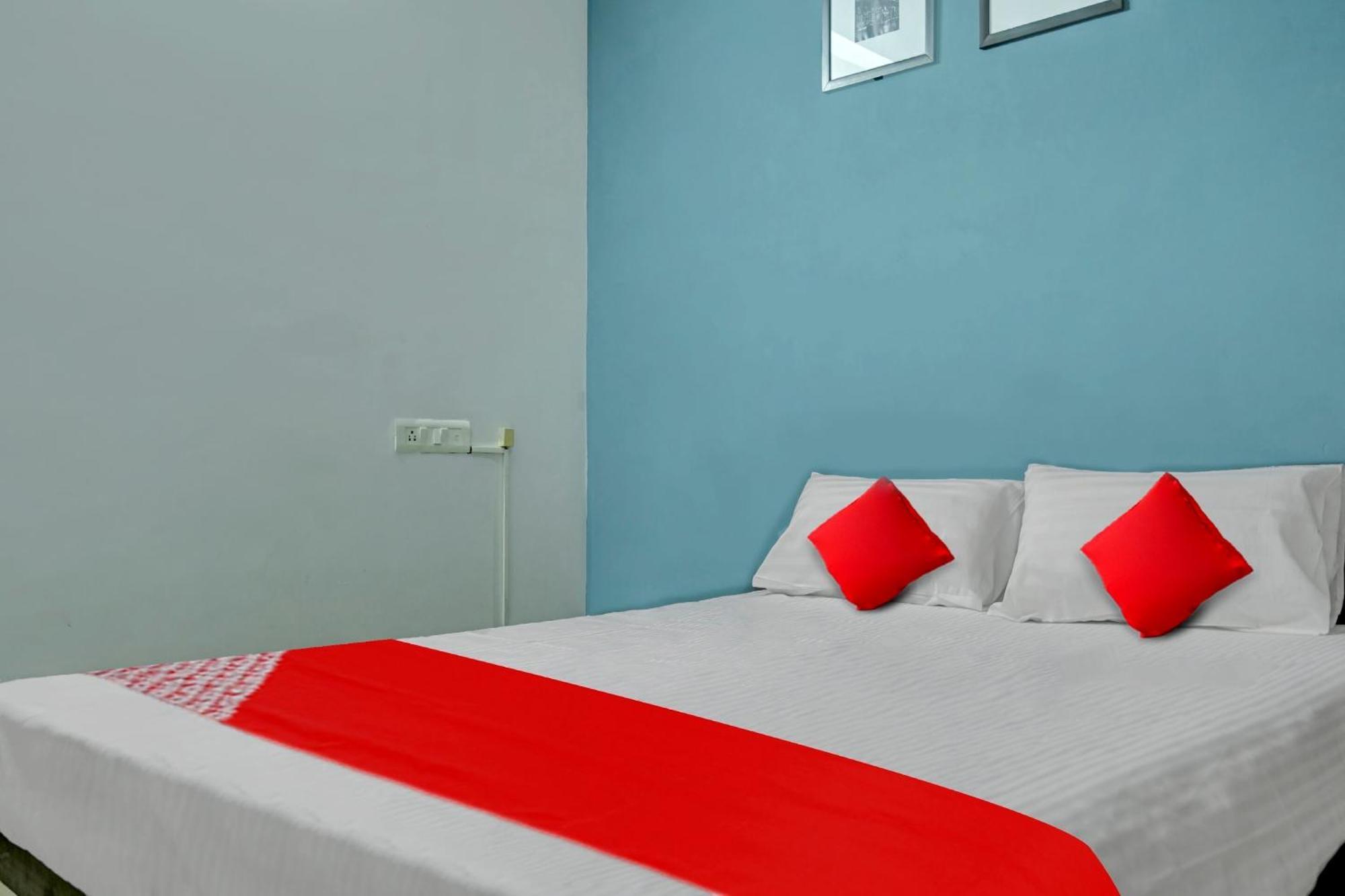 Live As Chn727 Hotel Guduvancheri ภายนอก รูปภาพ